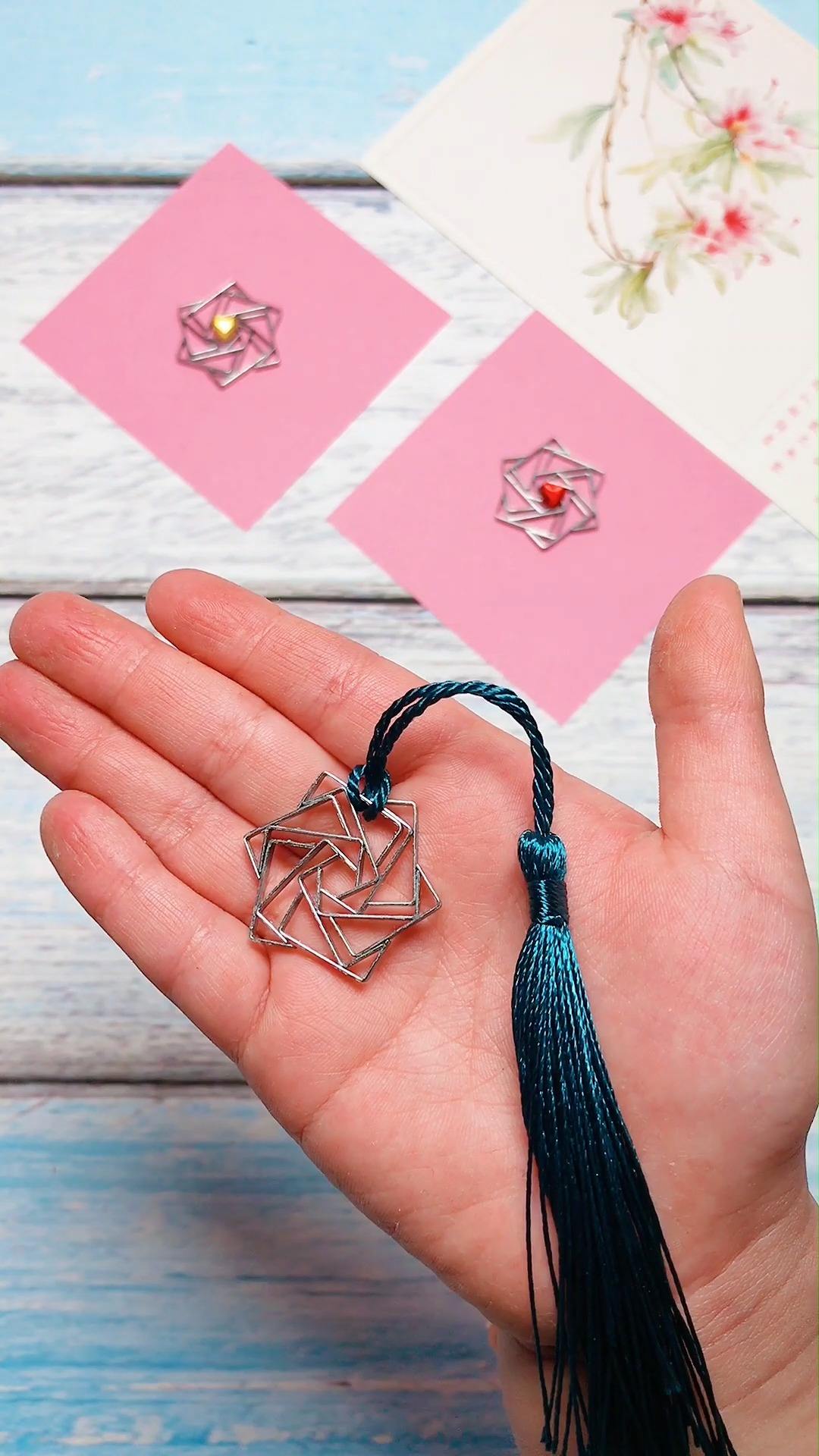 如何用订书钉组成超美的六芒星?