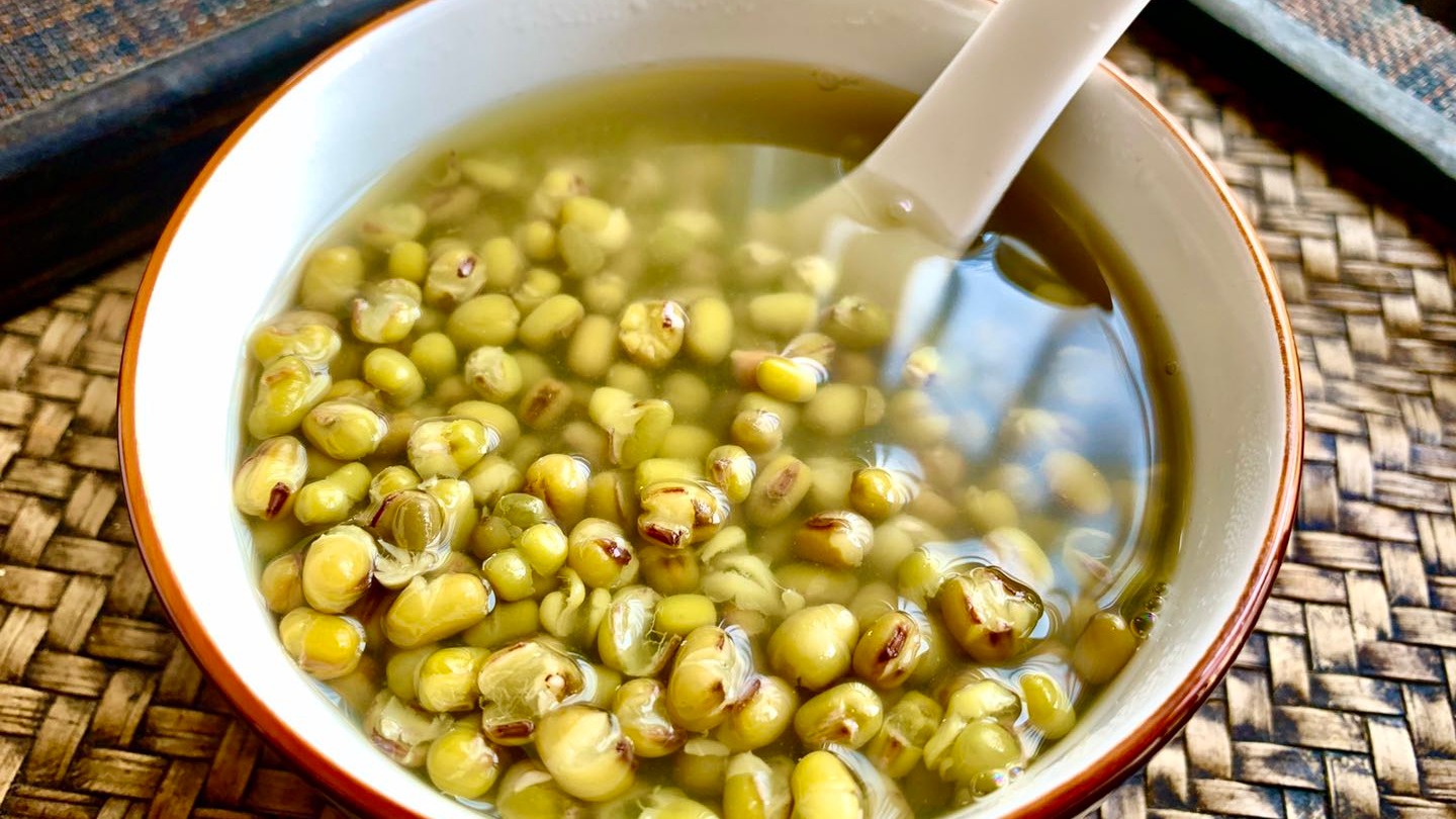 绿豆汤怎样做颜色翠绿不发红?