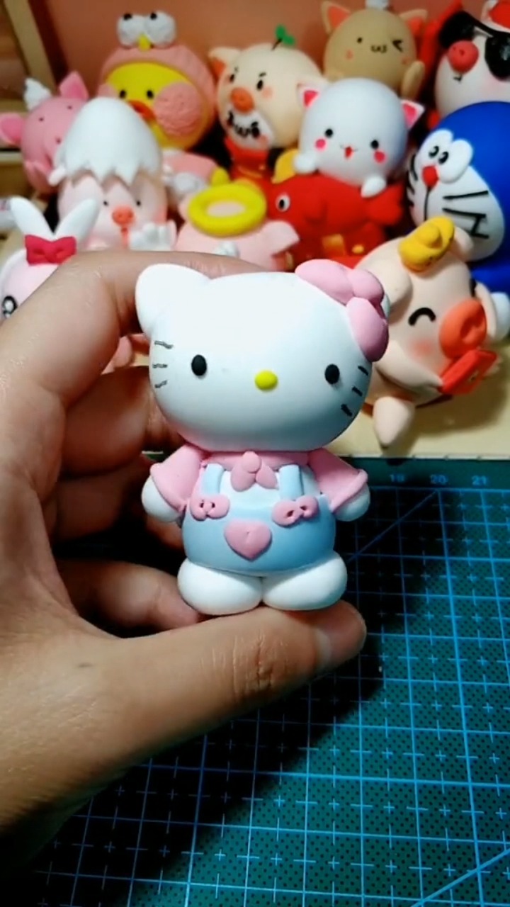 黏土hellokitty怎么做