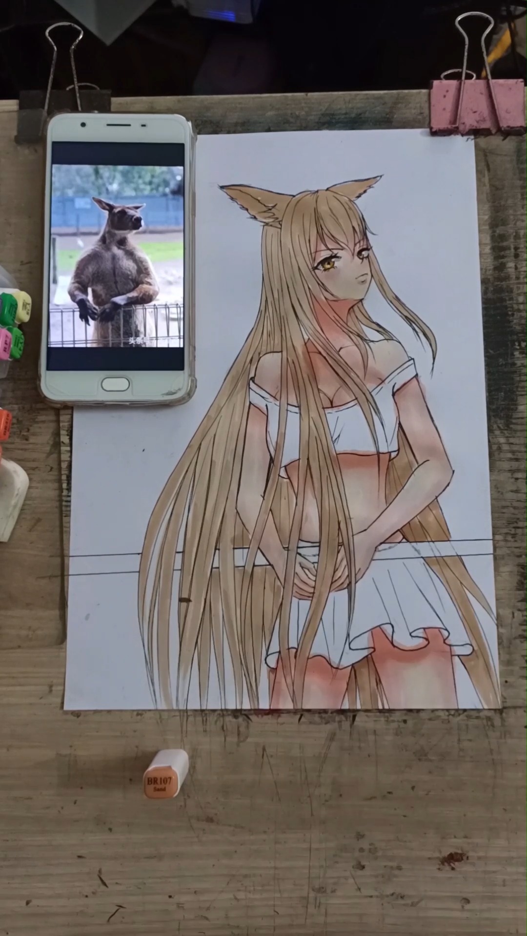 教你如何用一个圆起稿画袋鼠拟人妹纸