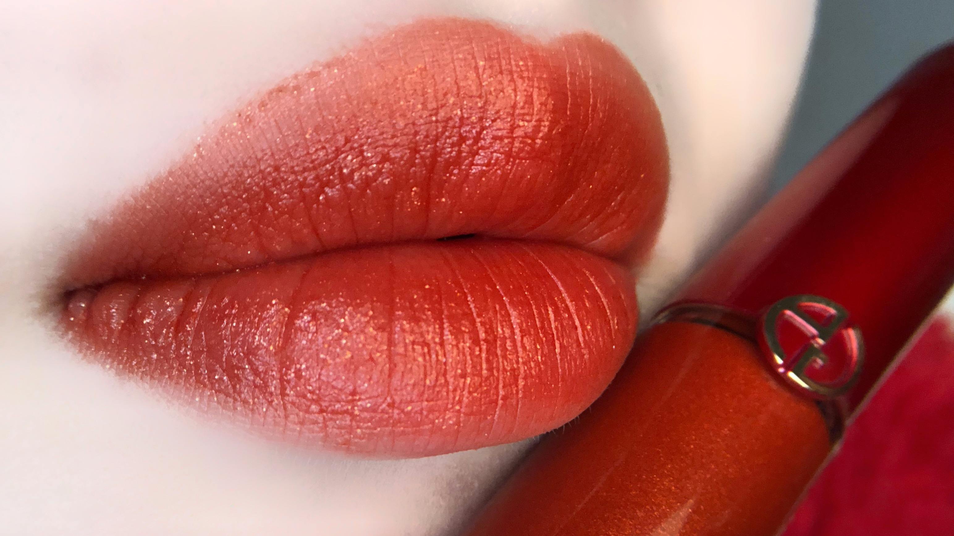 高清微距阿玛尼唇釉405g试色