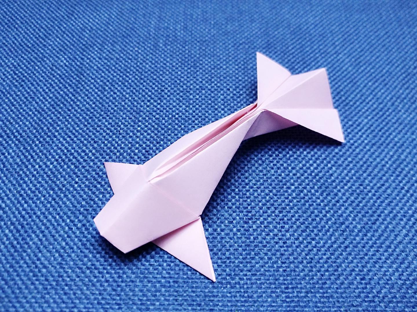 做一个神奇的立体金鱼折纸
