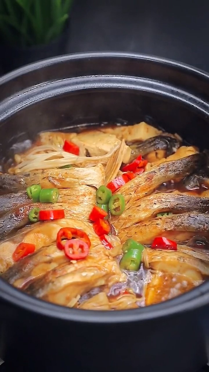 豆腐炖鱼怎么做?