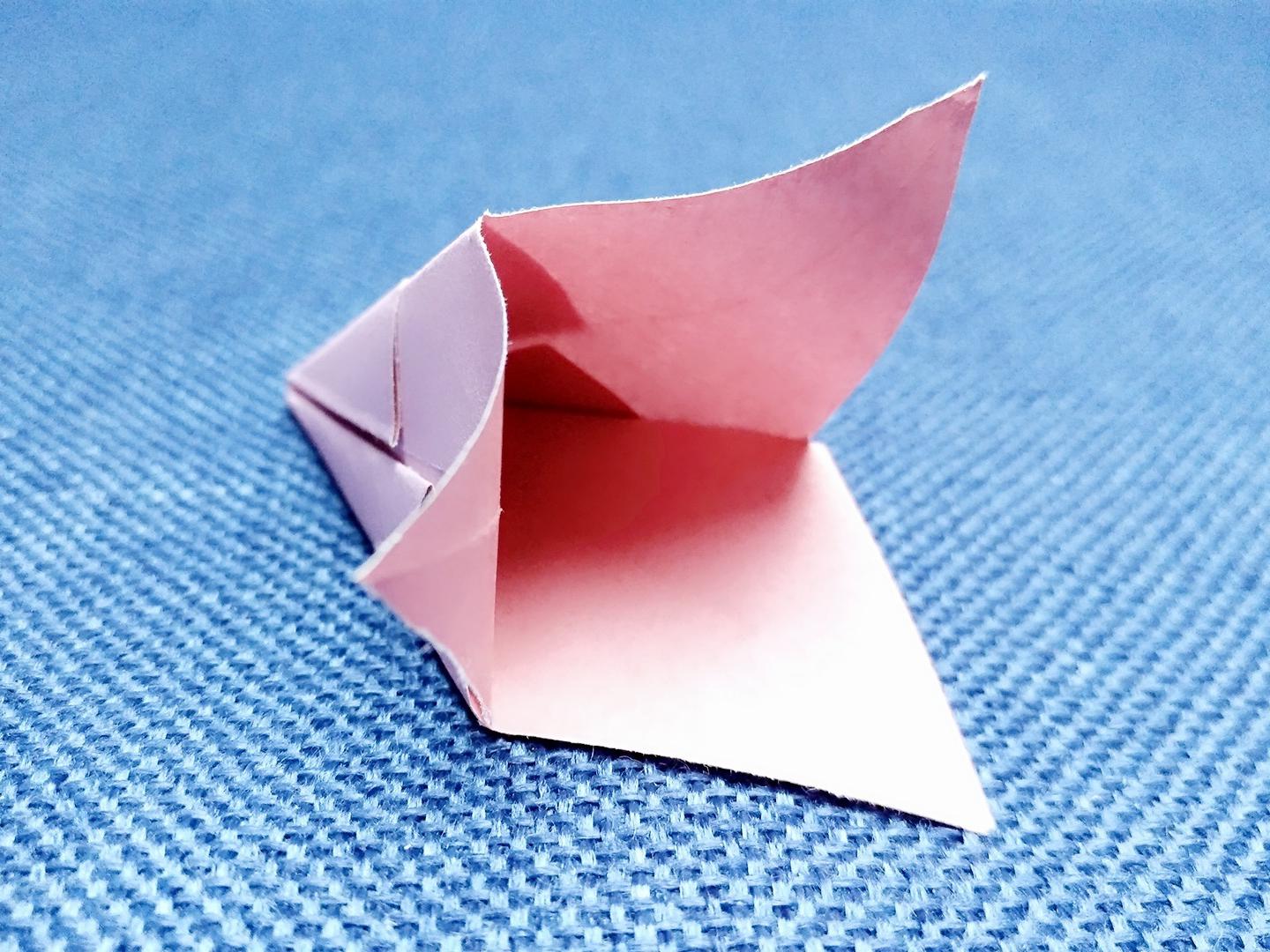 儿童折纸创意三瓣花