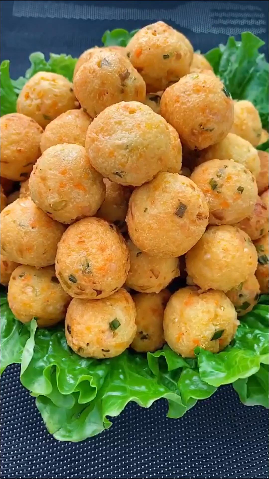 如何做黄金丸子?