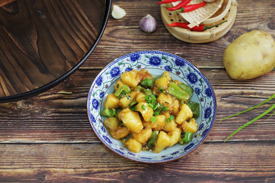 青椒土豆怎么做?