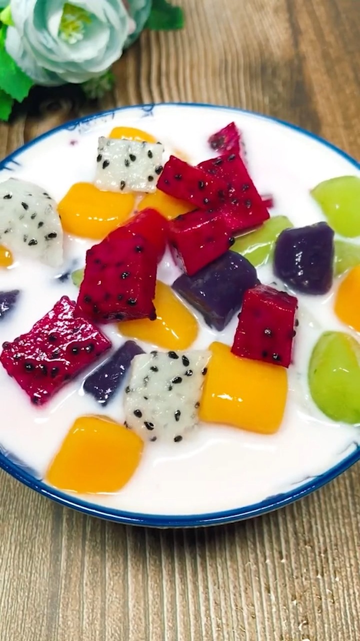 火龙果黄瓜芋圆怎么做?