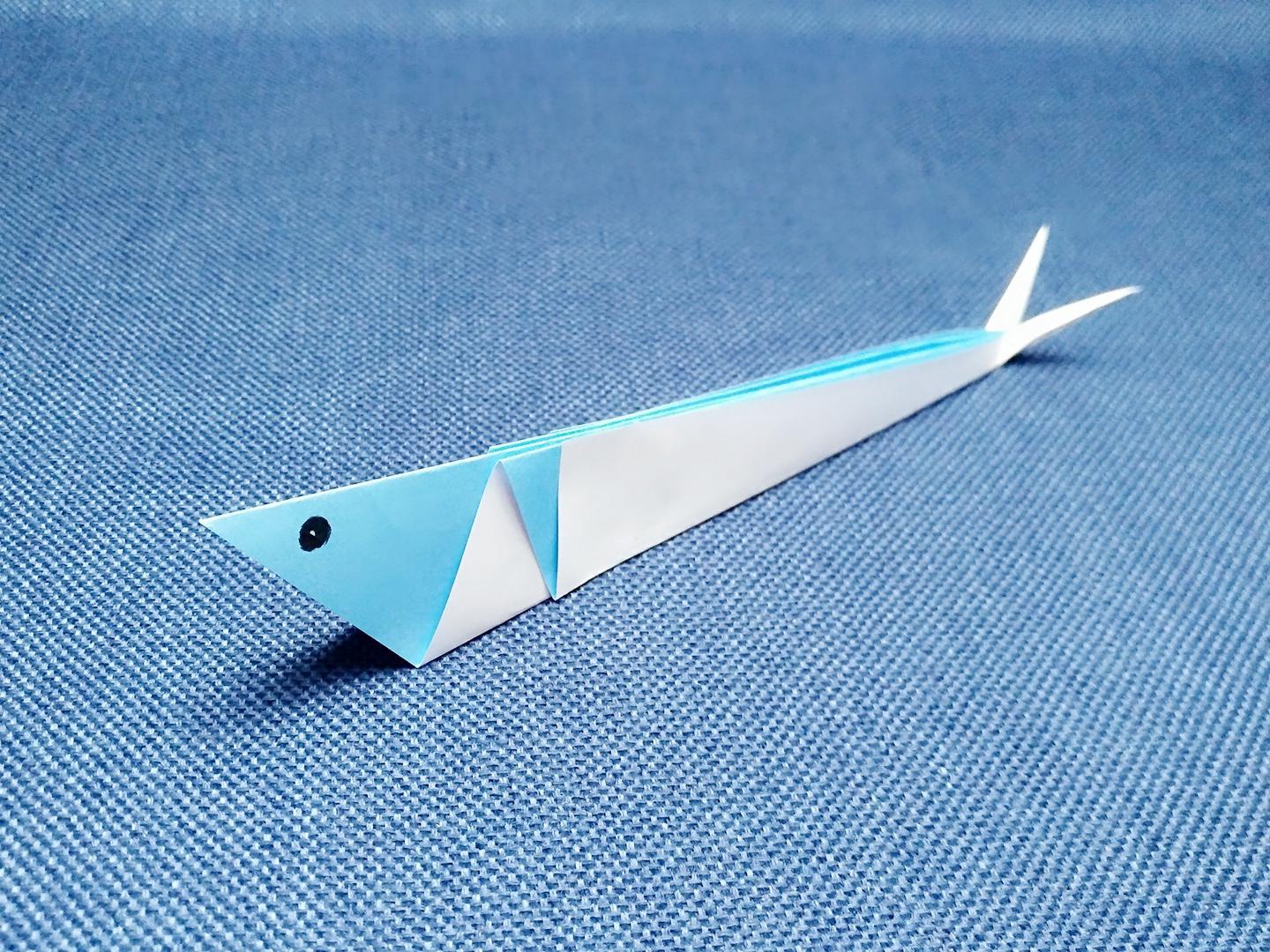 折纸变鲨鱼简易教程