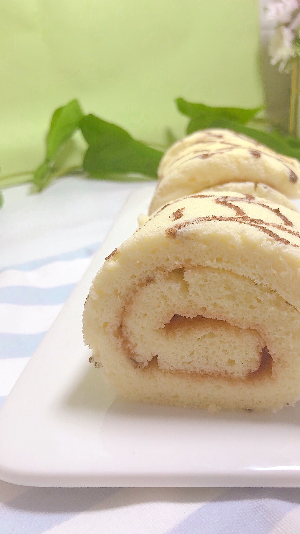 酸奶蛋糕卷怎么做?