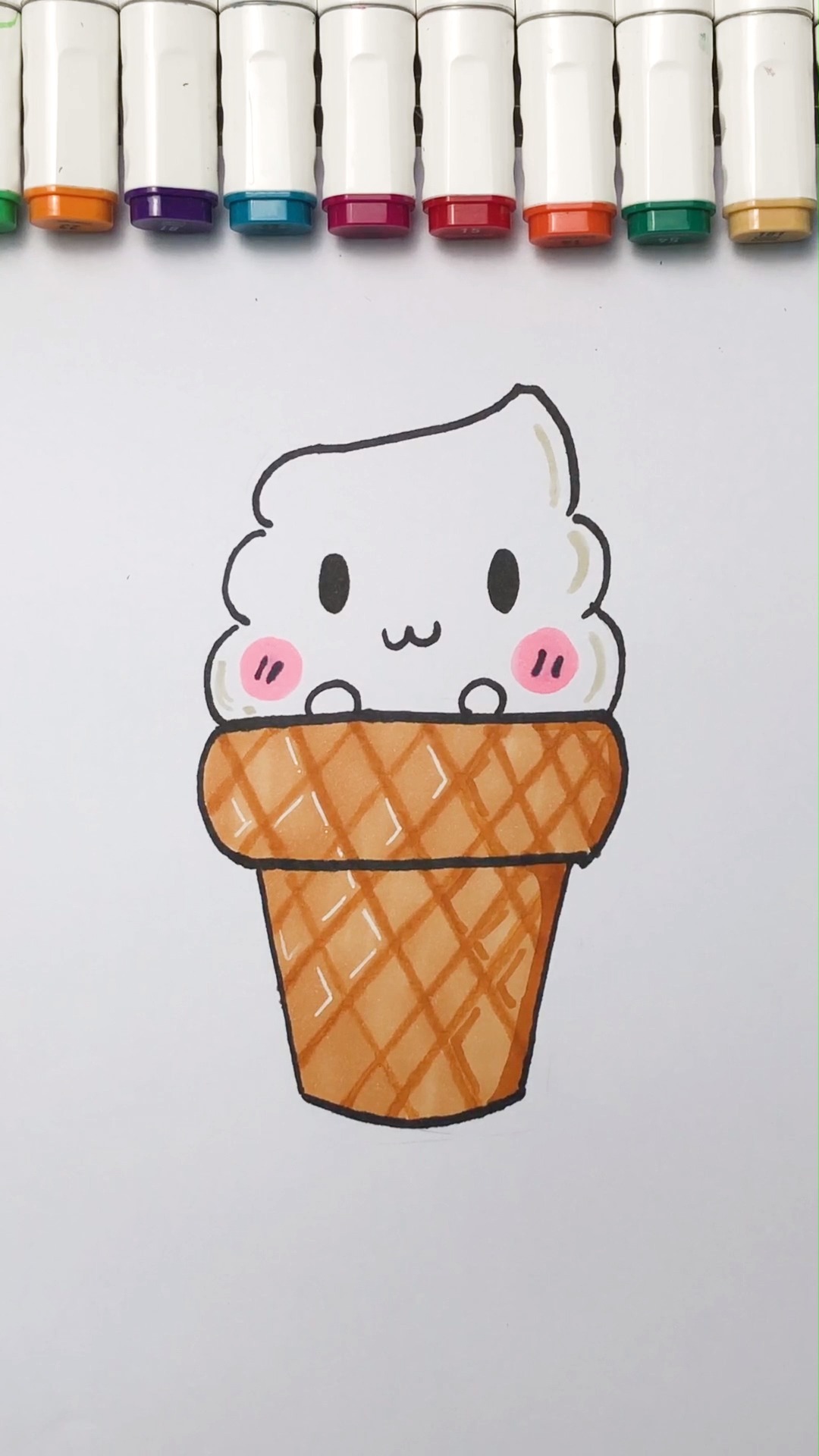 如何画一个可口的雪糕