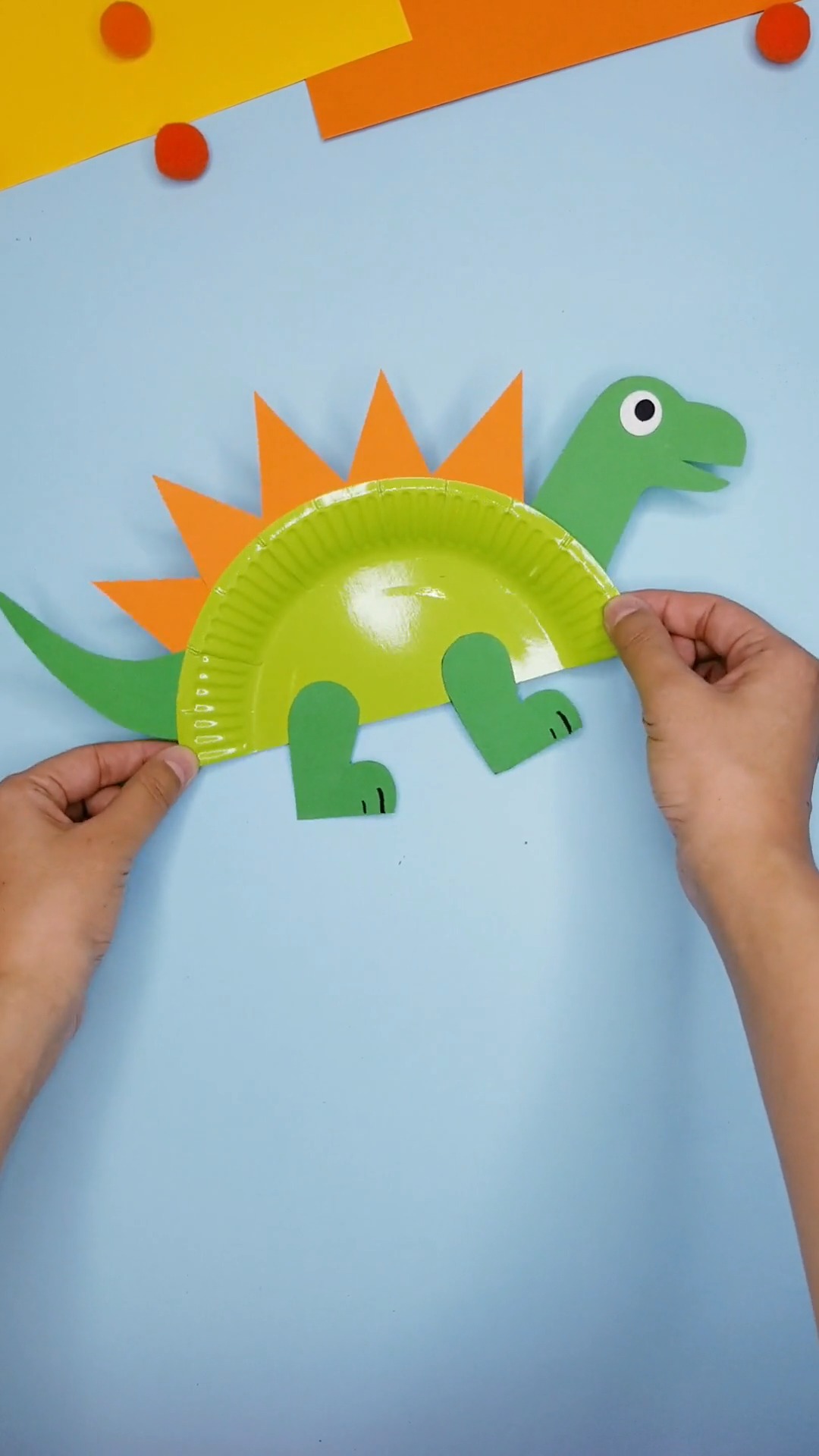 怎样用纸盘做可爱的小恐龙手工?
