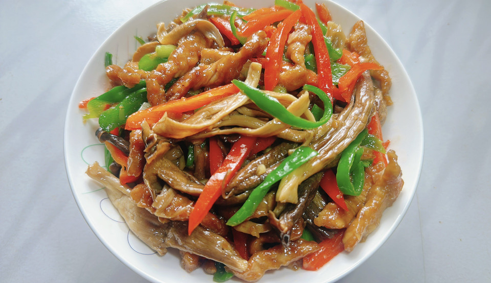 鹿茸菇炒肉丝的做法