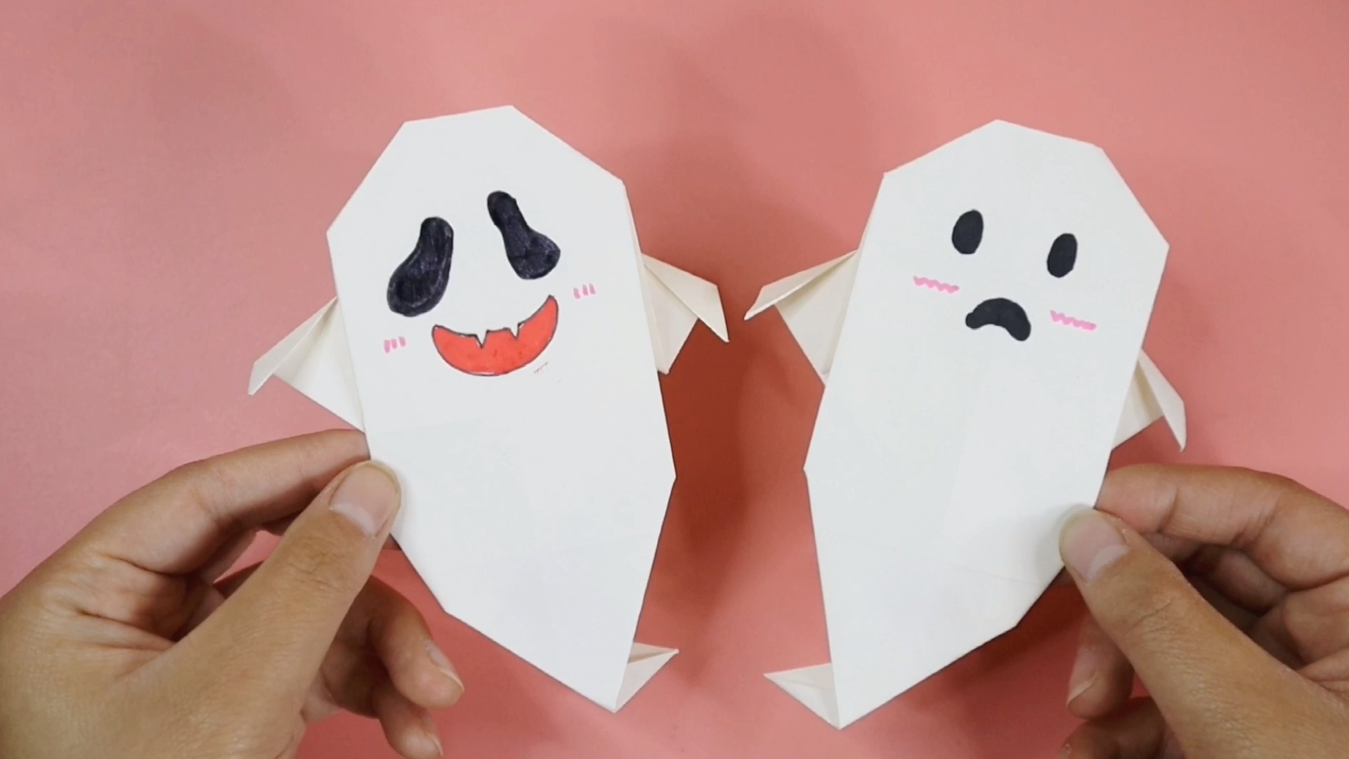 如何用纸快速折一只可爱小幽灵