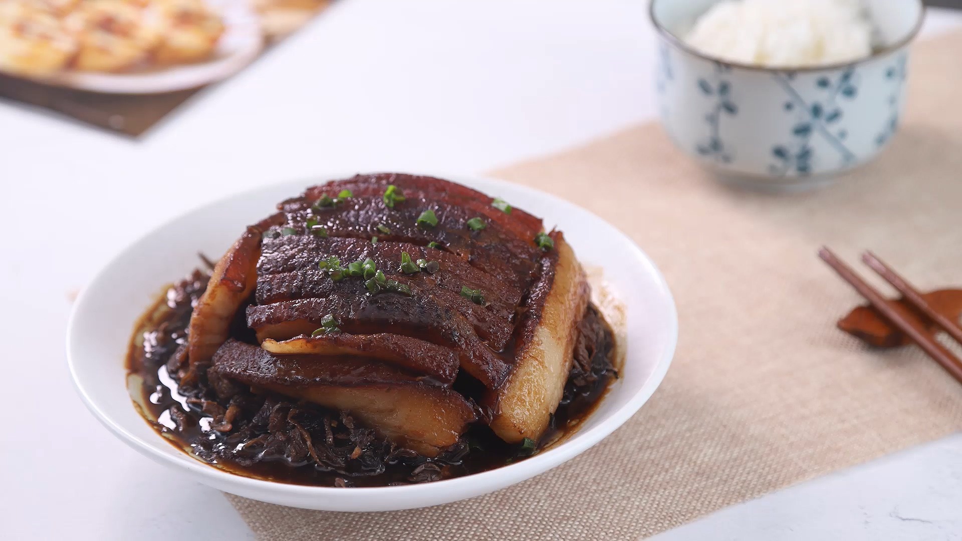 梅干菜扣肉怎么做