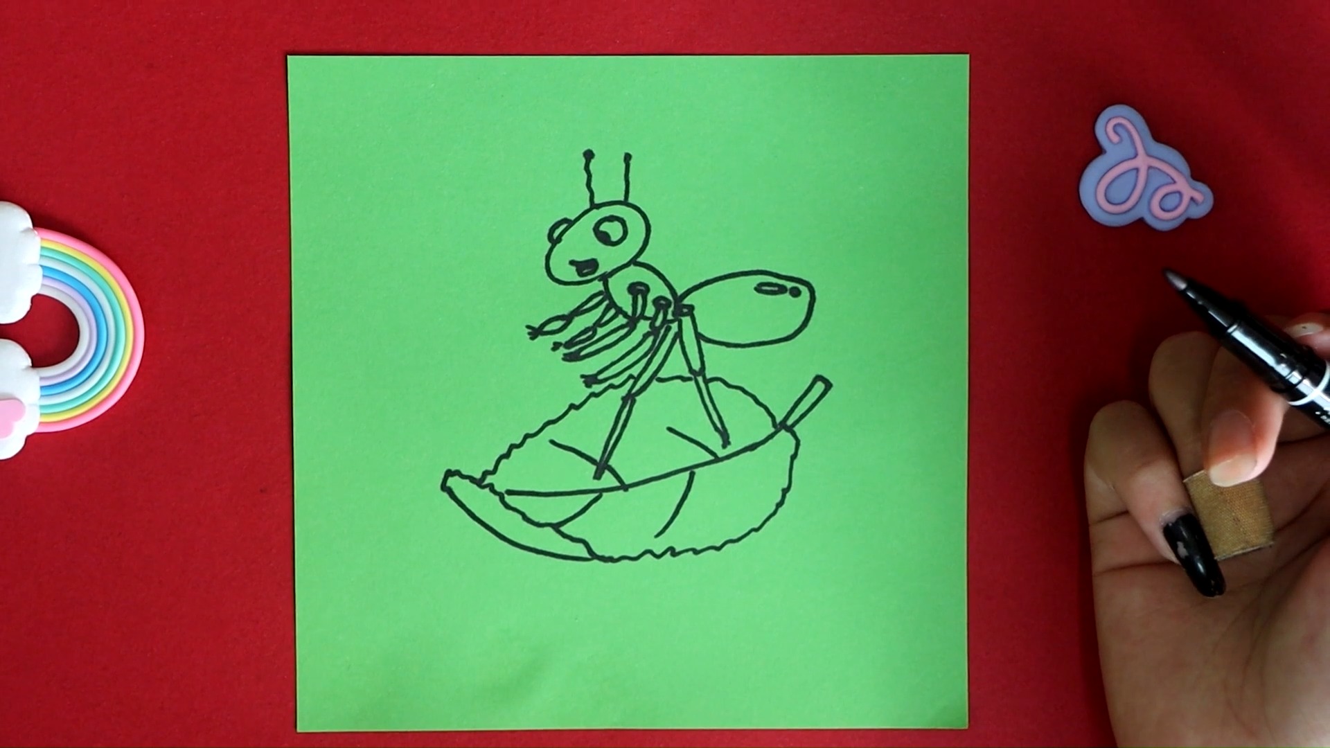 乘坐树叶船的蚂蚁怎样画?