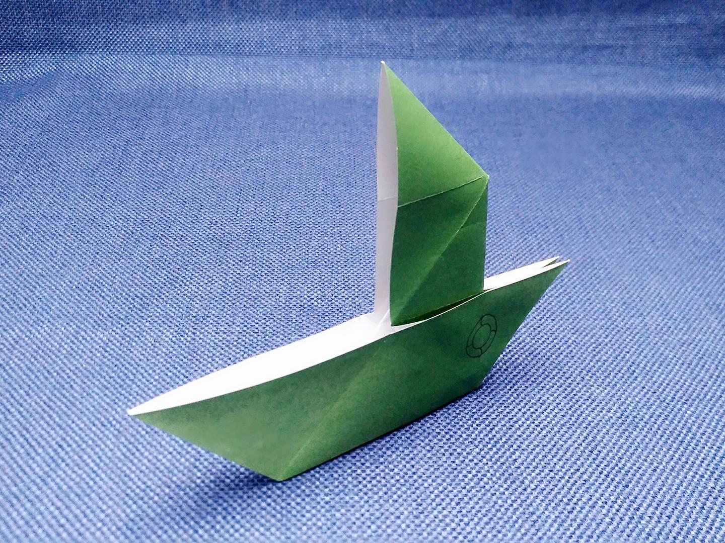 简单易学的创意折纸帆船
