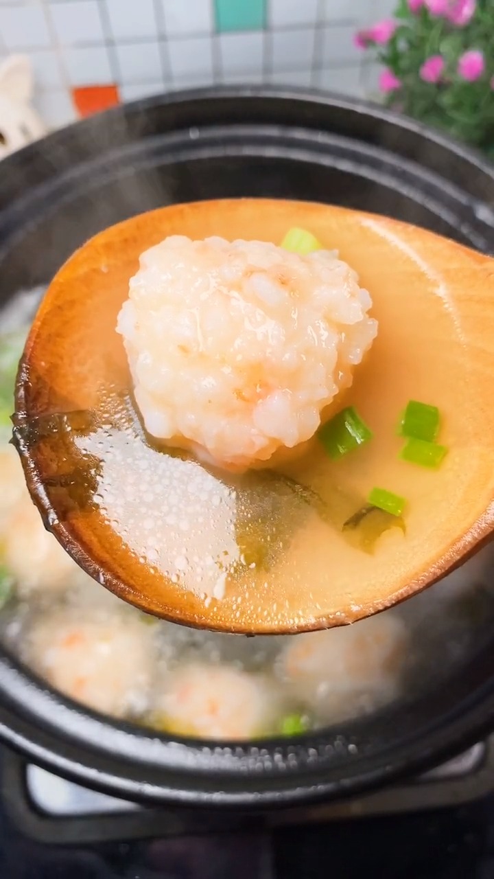 如何做虾滑丸子汤